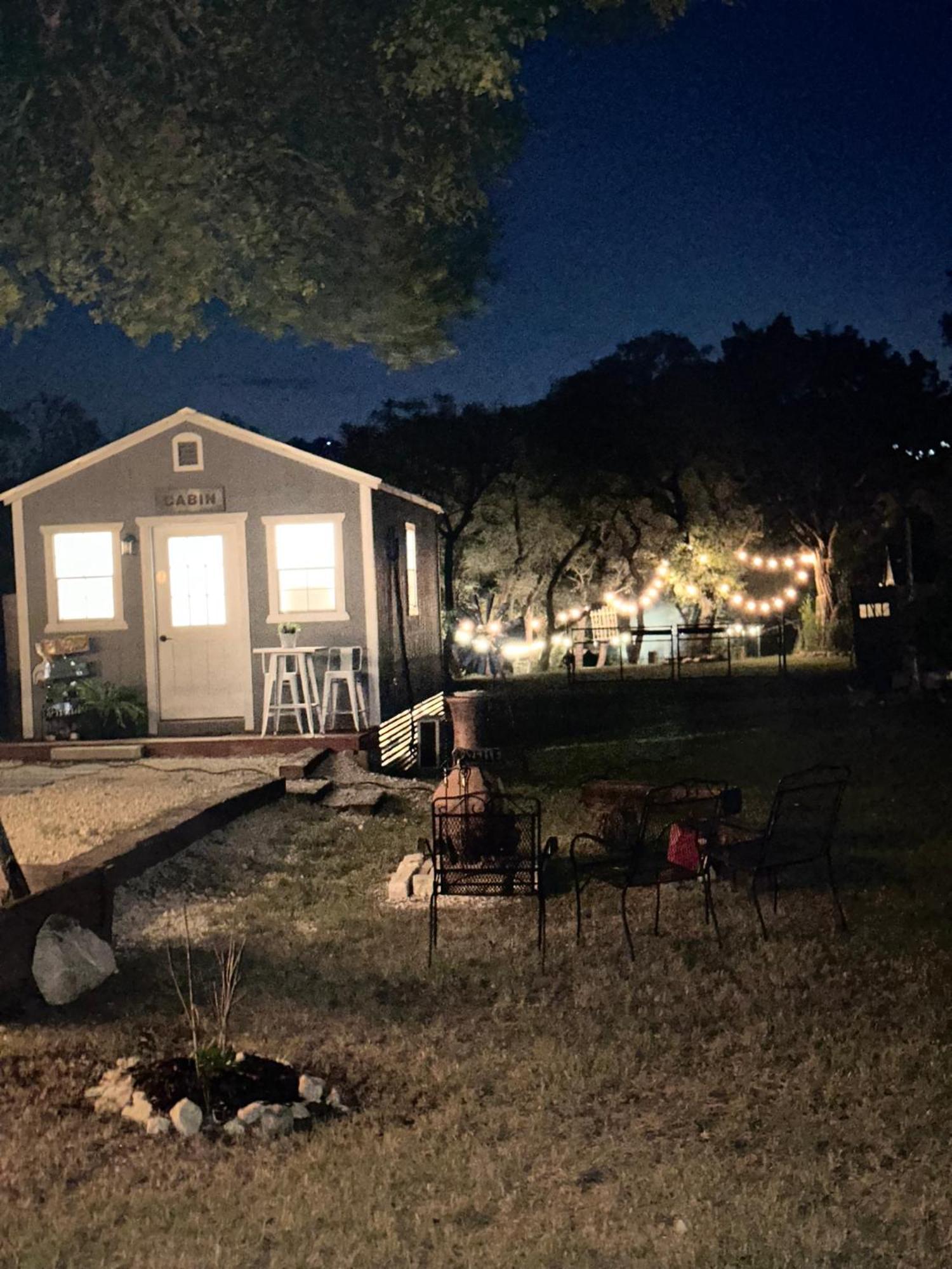Tiny House - Our Little Piece Of Paradise Lakehills Buitenkant foto